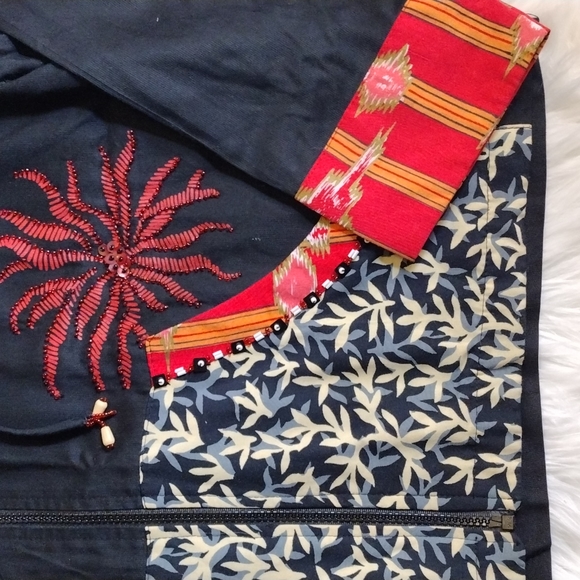 Vanity Collection zip up hoody jacket sz L unique with beads and embellishments - Picture 4 of 12